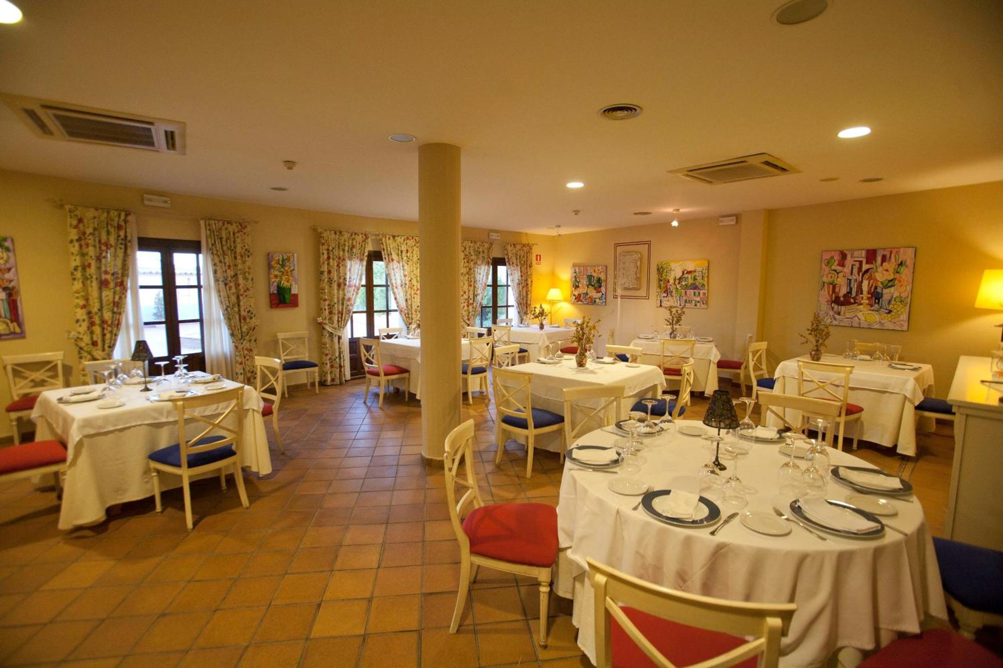 Palacio Las Manillas Sabiote Extérieur photo